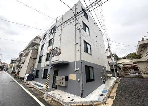 アステール旭町の外観