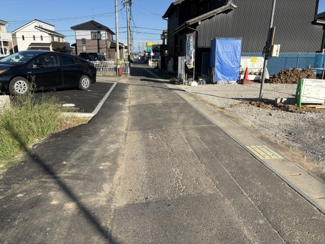知立市来迎寺町古城43-5『仲介手数料無料』新築一戸建て・建売の前面道路含む現地写真