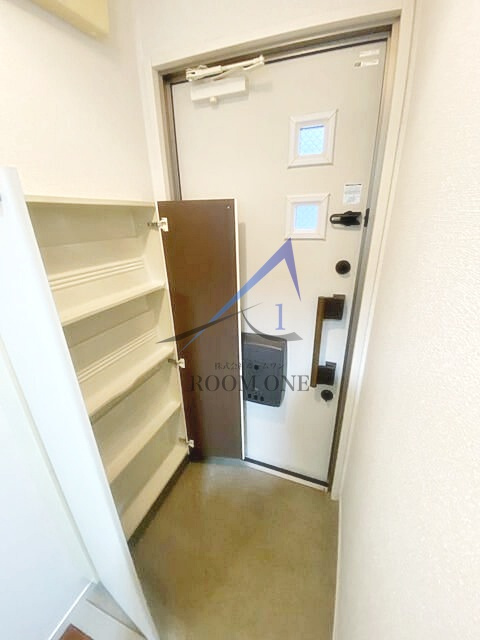 フラッツァプリモⅡの玄関|玄関です。