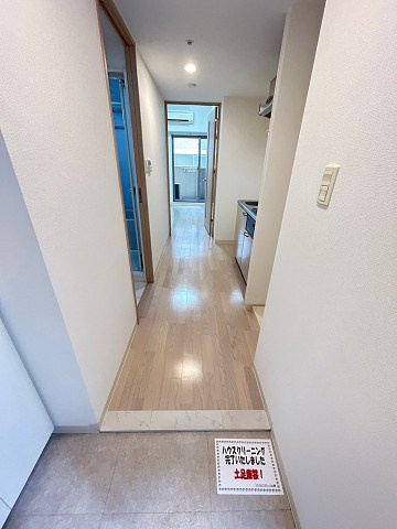 NEW尼崎の玄関