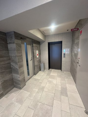 La CASA 上汐のエントランス