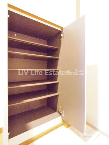小平市小川町２丁目の賃貸マンション