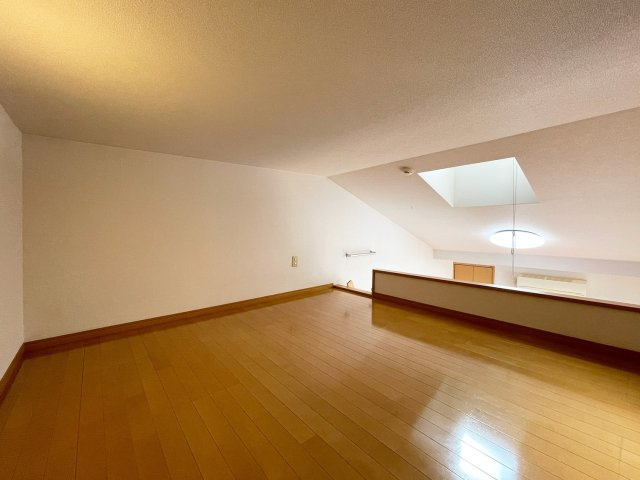 【居間・リビング】 | ピュア高宮弐番館