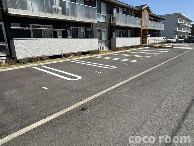 サンモンテの駐車場