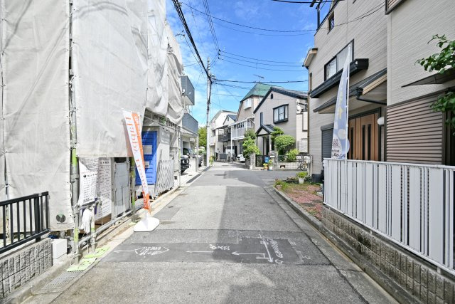 ハートフルタウン南ひばりガ丘3丁目新築一戸建て│3LDK+駐車1台可の前面道路含む現地写真|前面道路は東側4.1ｍ公道です。