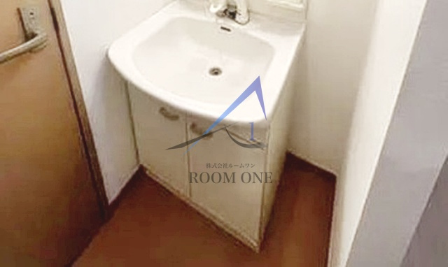 Ｍ．サリチェの洗面所|洗面台です。