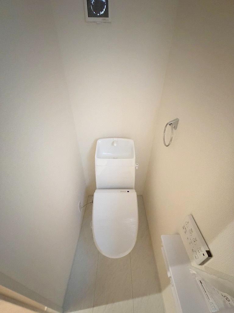 松伏町松伏　新築戸建　全9棟　3号棟のトイレ|1階のトイレです