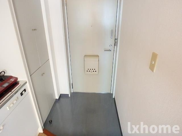 UEDA BUILDINGの玄関|きれいな玄関です
