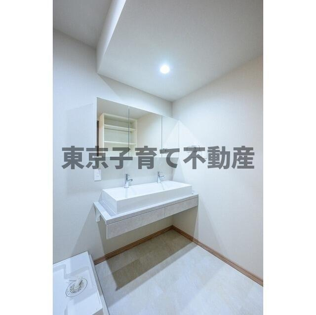上野御徒町レジデンスの洗面所