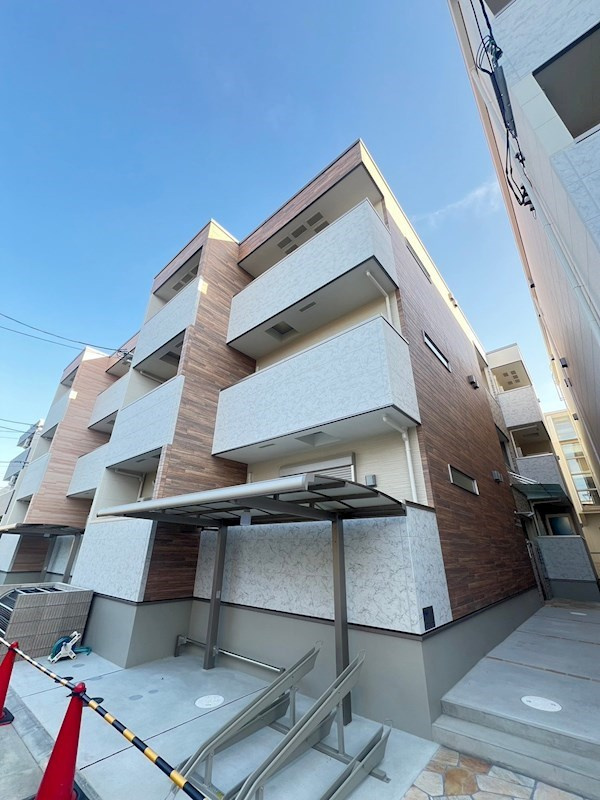 フジパレス阪急園田WESTⅢ番館の外観