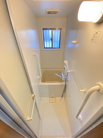 市庭町5-5平屋貸家の浴室