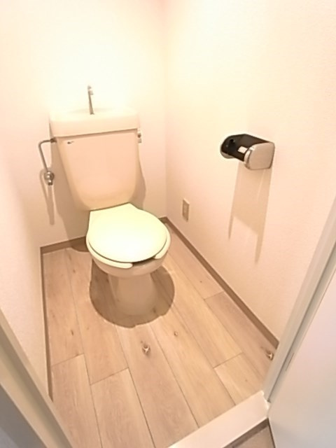 プライムハウス甲東園のトイレ