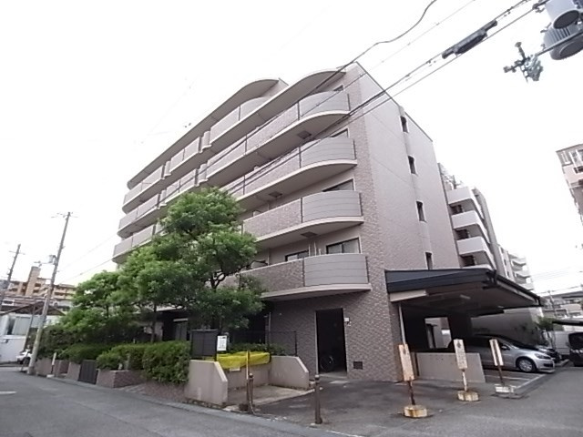 クオーレ御影の外観