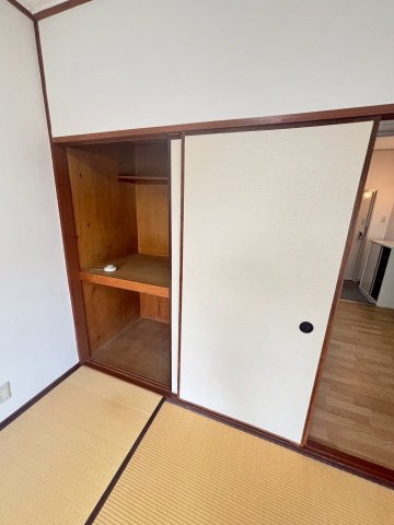大和スカイハイツの収納