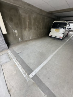 ターミナルサイド太田の駐車場