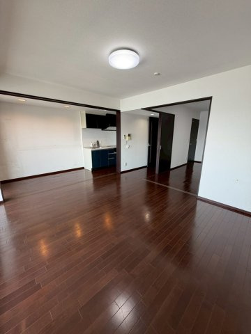 サニープレイス西芦屋　2号館の居間・リビング