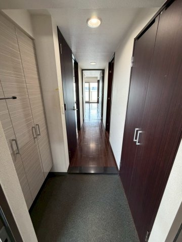 サニープレイス西芦屋　2号館の玄関