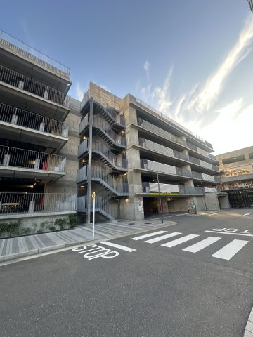 ザ・パークハウス福岡タワーズWESTの駐車場