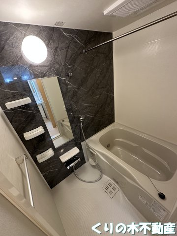 【浴室】 | グラース　フラン　Ａ | 同タイプのお部屋です（現況を優先します）