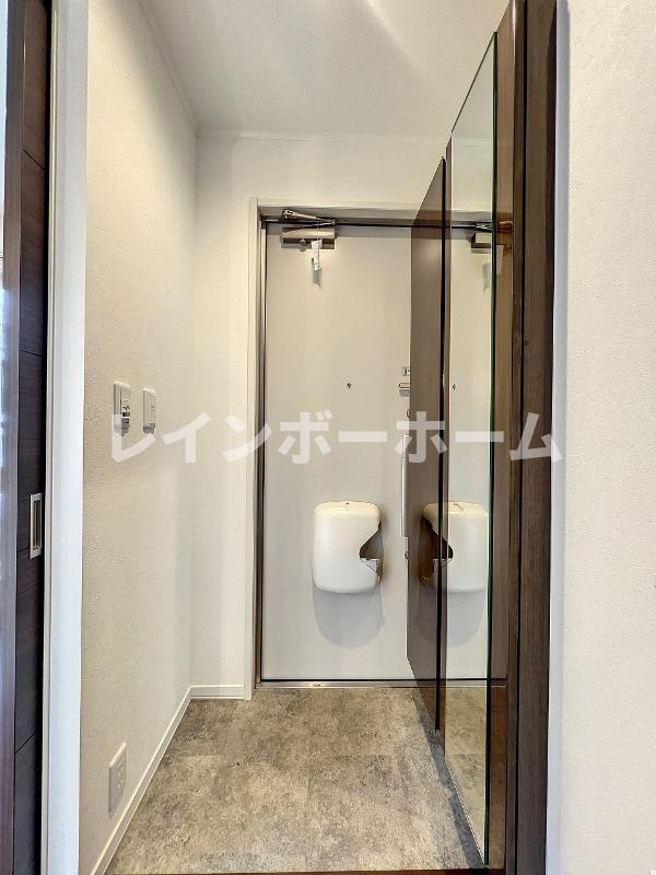 スターリーフラットの玄関
