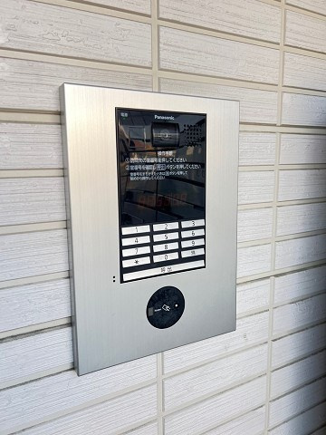 尼崎市三反田町３丁目のアパートのセキュリティ