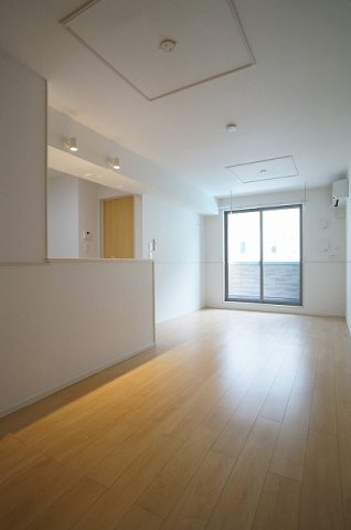 ＫＭエイティーエイトの居間・リビング