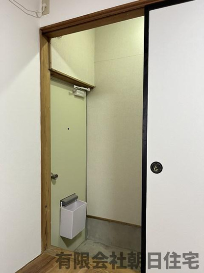 【玄関】 | 西川津町収益物件