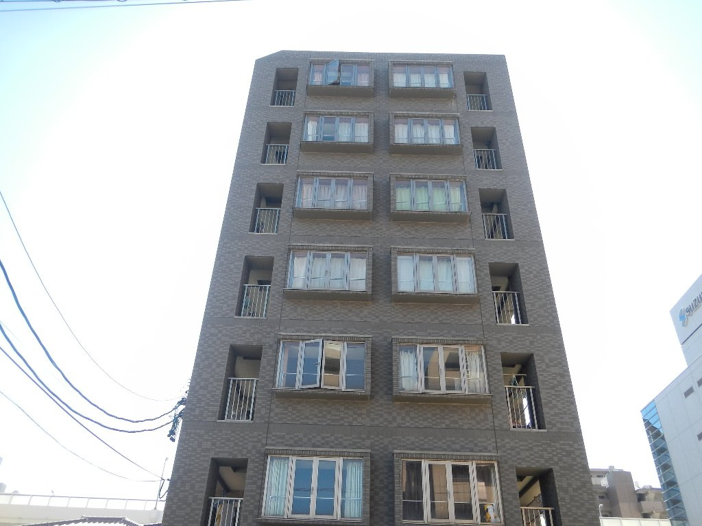 名古屋市東区東片端町の賃貸マンションの外観