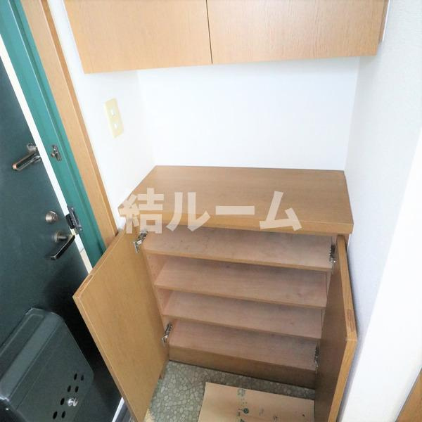 豊島区東池袋５丁目の賃貸マンションの玄関