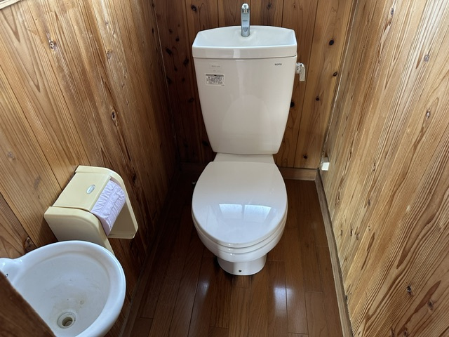山川町貸家のトイレ|トイレです