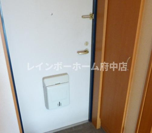アヴィニティー調布南の玄関