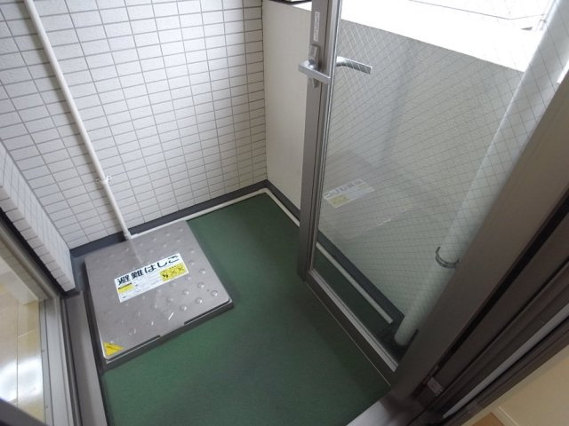 ディ・レジデンセス銀座東のバルコニー|お洗濯にも便利なバルコニー付き
