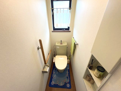 東松山市大字松山　中古戸建のトイレ|2階トイレ