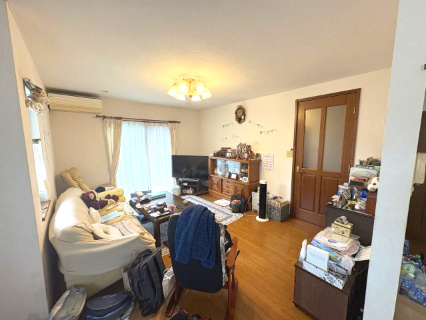 東松山市大字松山　中古戸建の居間・リビング