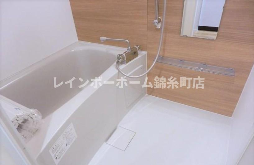 プリムラの浴室