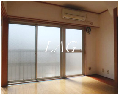 【居間・リビング】 | コクセイマンション | 洋室のお部屋です。
