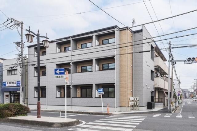 Ｌｅ　ｐｅｔｉｔ　ｂｏｎｈｅｕｒ蕨の外観