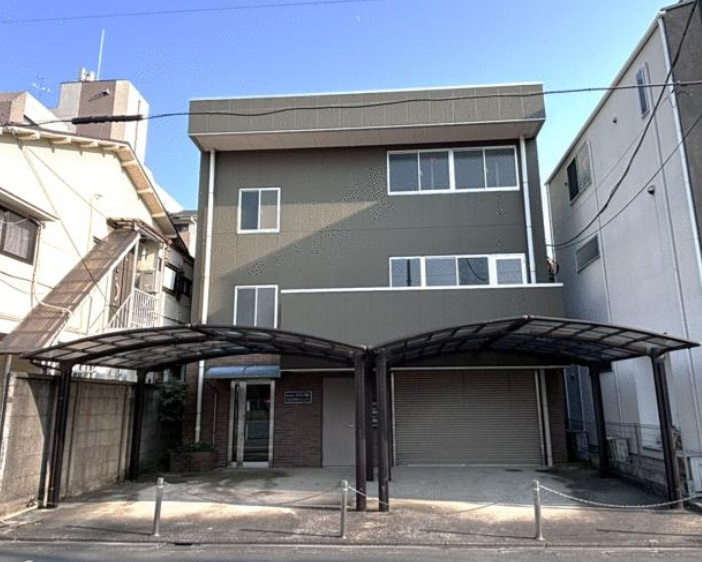 大田区東矢口２丁目の倉庫の外観
