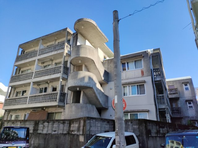 ハッピーライフ・インの外観