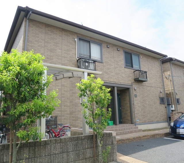 Ｒｅｖｅｕｒ本一色Ｃ棟の外観|閑静な住宅街にあるテラスハウス