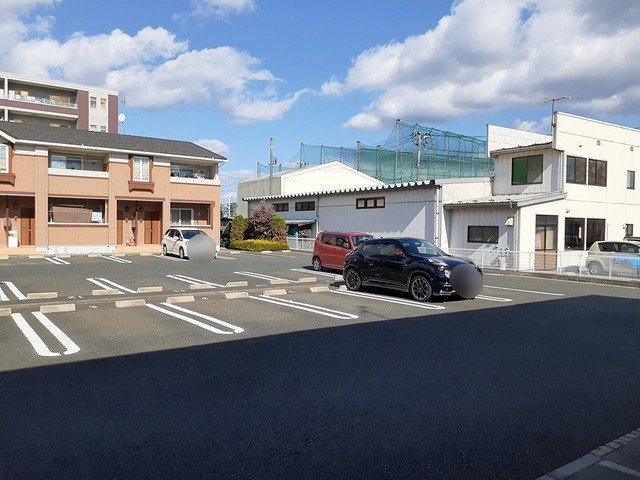 グランドスクエアＡの駐車場