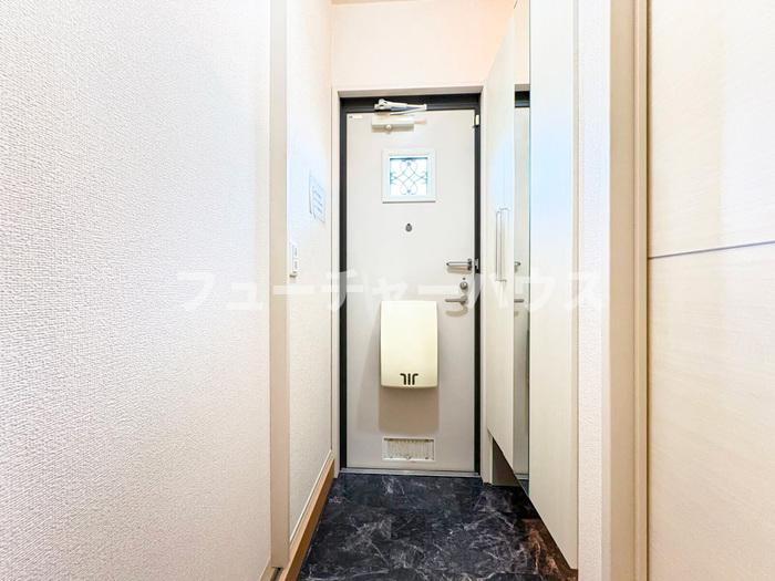 サニーシーズンの玄関
