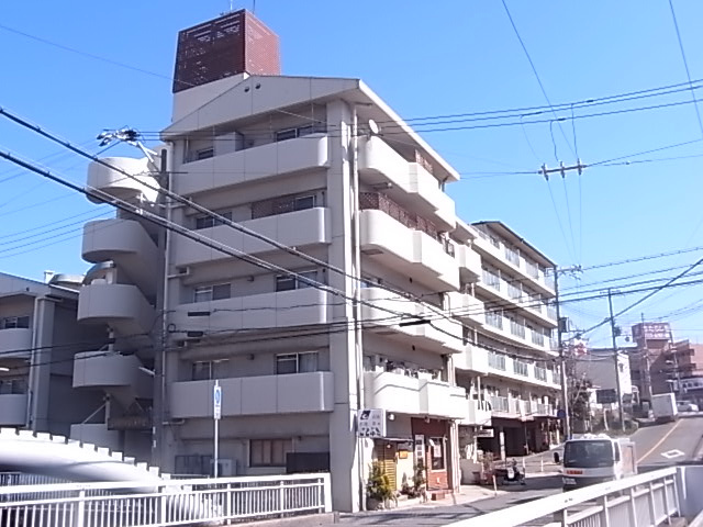 レジデンス清水が丘の外観