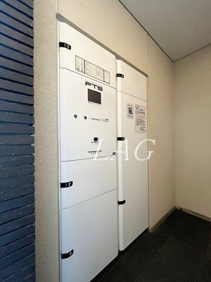 【その他共用部分】 | ヴェルステージ秋葉原 | 宅配ボックスです。