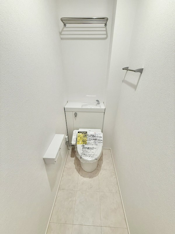 碑文谷base Westのトイレ|コンパクトで使いやすいトイレです