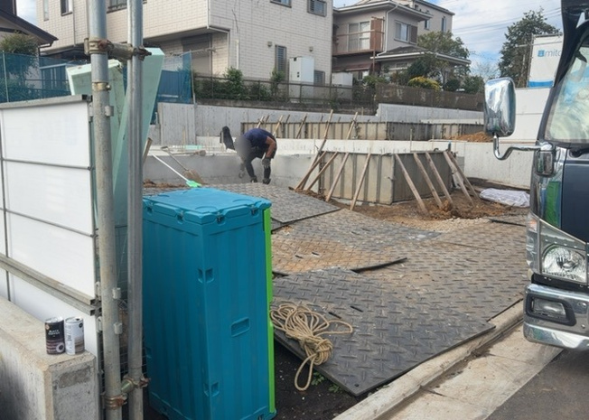 【外観】 | 下九沢新築戸建 | 物件の詳細については、現地を見てわかること以外に、役所や法務局などで調べないとわからないことがあります。そのため、現地に行く場合は、もしこの物件を買ったらどのような生活ができるかをイメージしましょう。