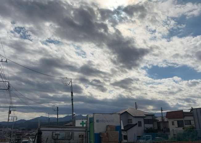 【展望】 | 下九沢新築戸建 | 桜や紅葉の名所に出かける人は多いと思いますが、家にいながら季節の移ろいを感じる生活を送りませんか？リビングや窓から見える景色が生活を彩るワンポイントに！現地から見える景色を堪能してみては如何でしょう。