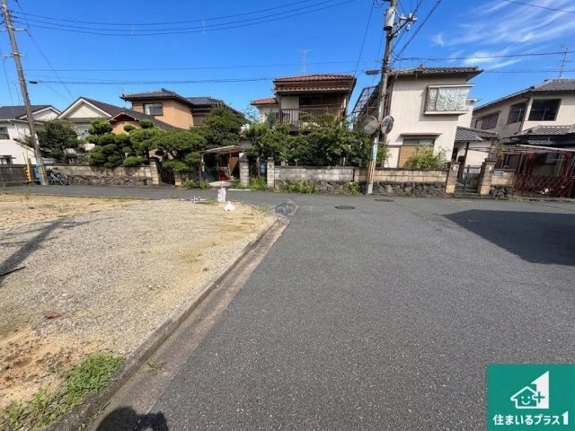 ●31(土)1(日)現地説明会！　北葛城郡上牧町松里園　第2期　新築一戸建ての前面道路含む現地写真|駅やスーパー、小学校・中学校等日常生活に欠かせない情報や道のりもご紹介いたしますのでお気軽にご相談ください。