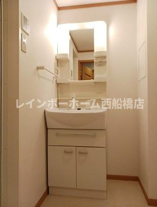ヒラソル市川の洗面所