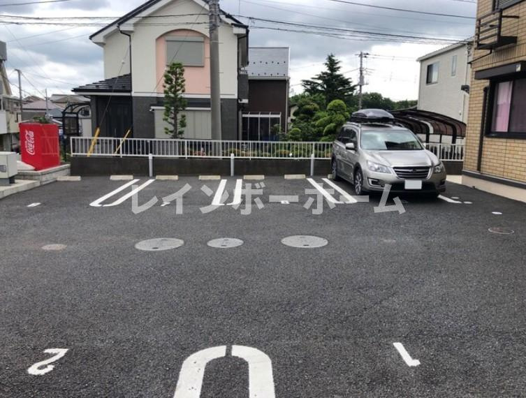 桜　仲介手数料（賃料の1.10ヵ月）の50％OFF対象物件！の駐車場